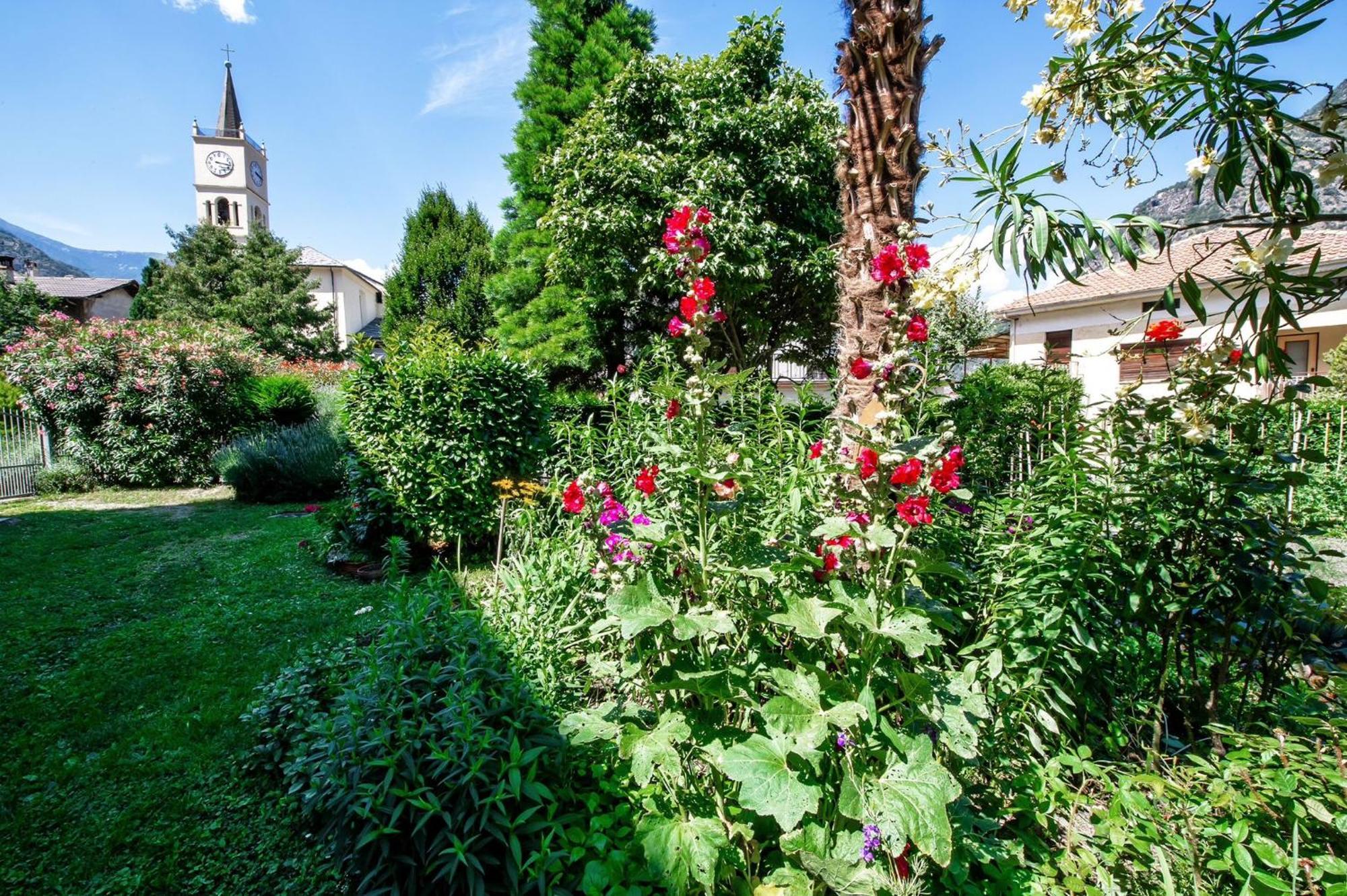Il Pellegrino Bed & Breakfast Issogne Dış mekan fotoğraf
